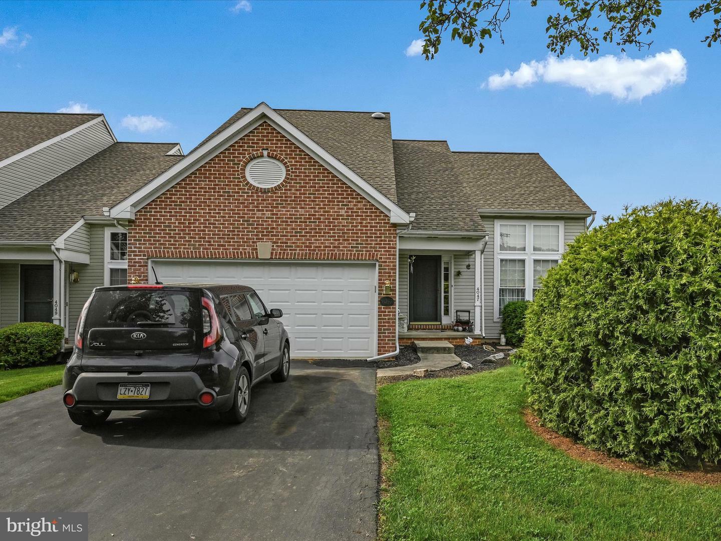 Property Photo:  4047 Laurel Lane  PA 17552 