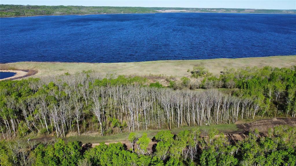 Photo de la propriété:  214 Lake Shore Drive  MB R0J 0X0 