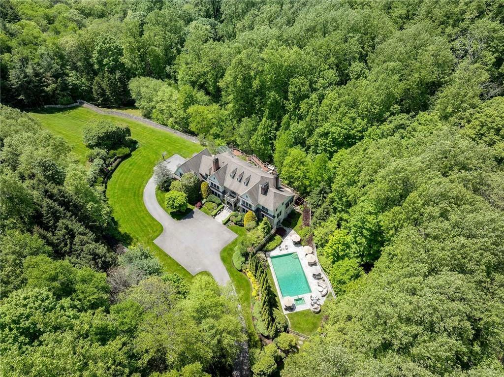 Property Photo: 5 Vincent Lane NY 10504