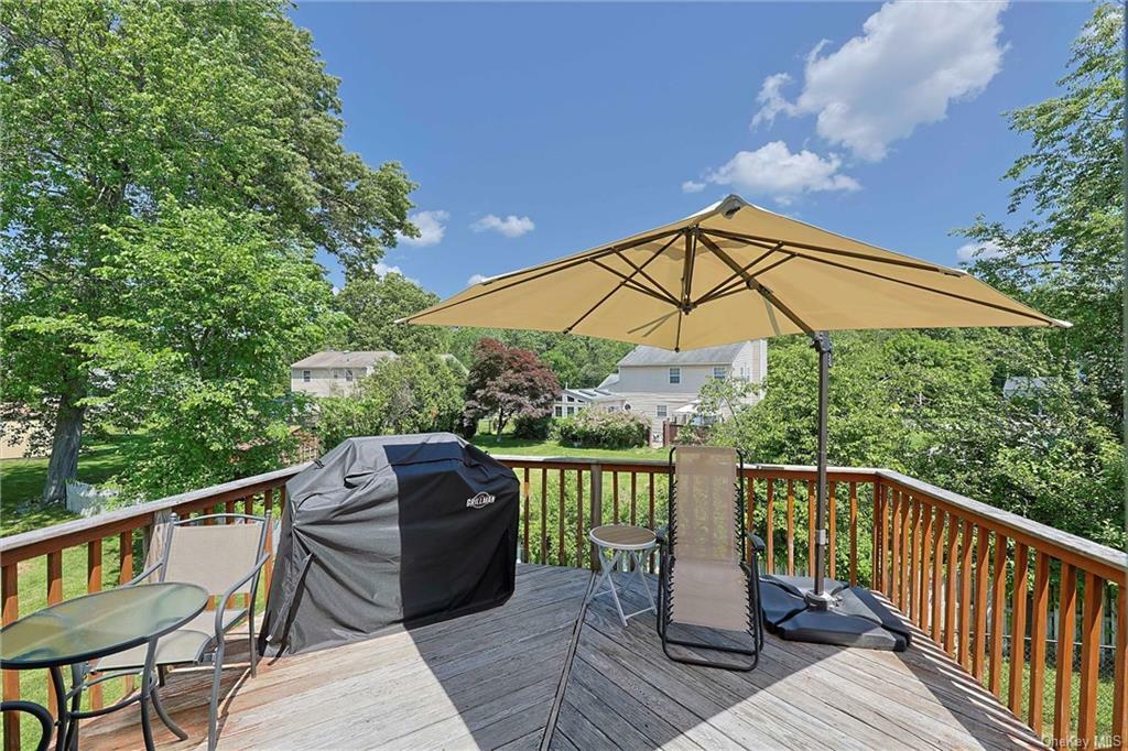 Property Photo:  4 Potomac Court  NY 10992 