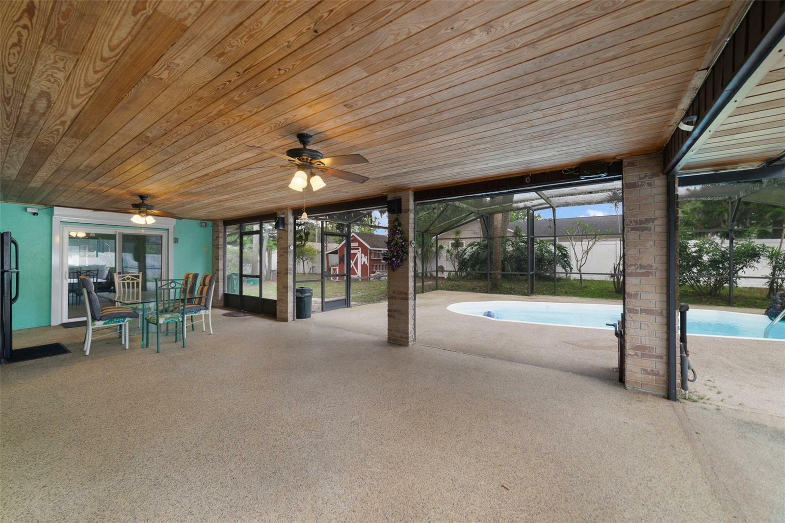 Property Photo:  334 Terrace Drive  FL 32765 