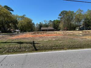 Property Photo:  2809 Dolphin Drive  MS 39553 