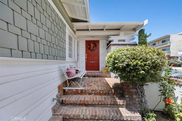 Property Photo: 1011 Manhattan Avenue CA 90254