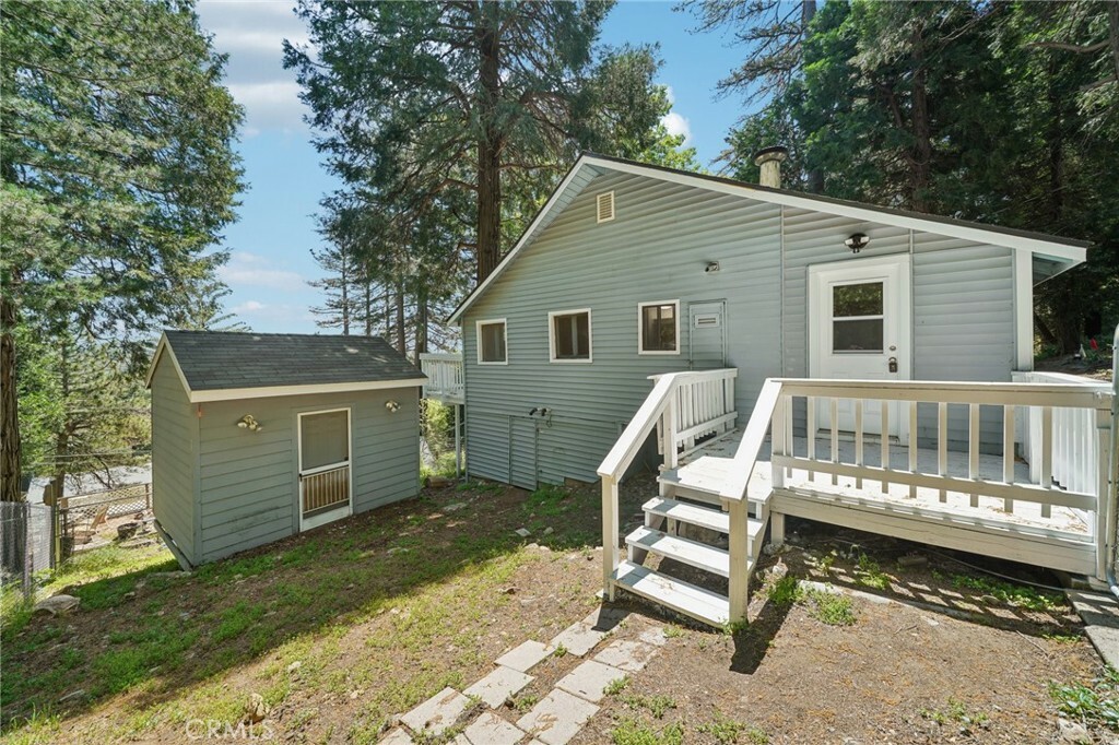 Property Photo:  21968 Crest Forest Drive  CA 92322 