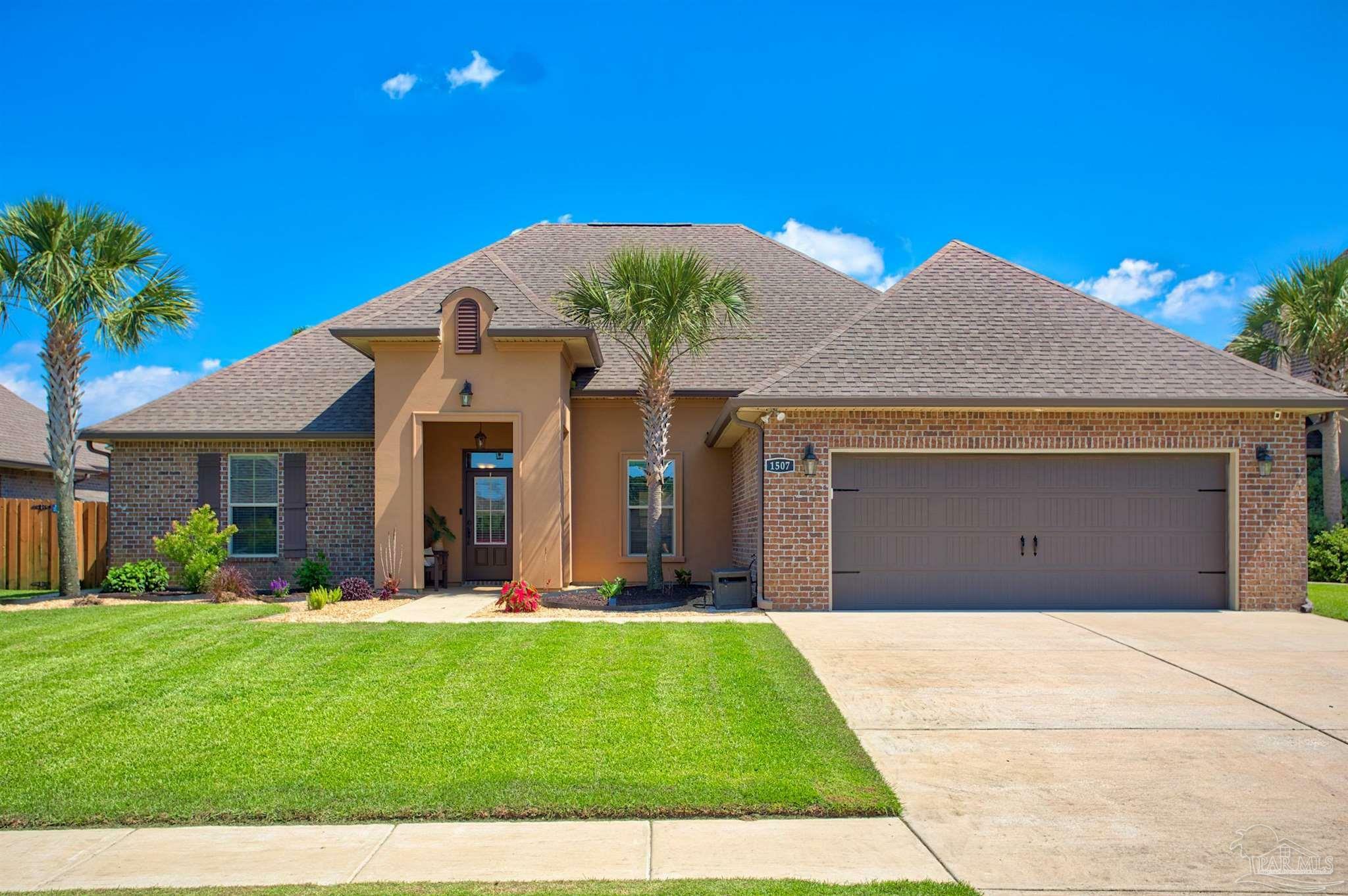 Property Photo: 1507 Sabal Palm Dr FL 32563