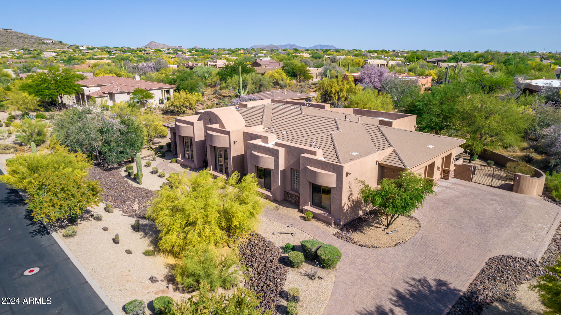 Property Photo:  5701 E Canyon Creek Circle  AZ 85377 