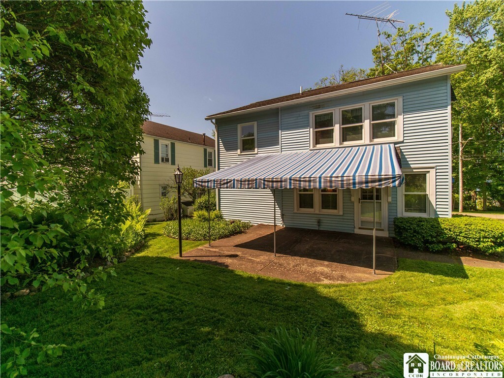 Property Photo:  6082 Floral Avenue  NY 14728 