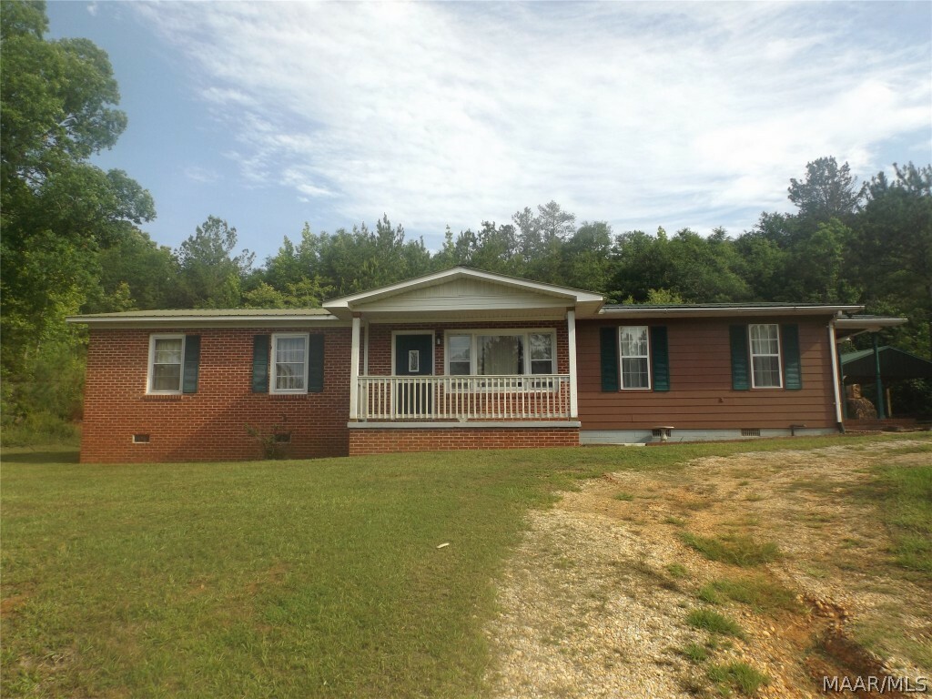 Property Photo:  11371 County Road 37 Road  AL 36701 