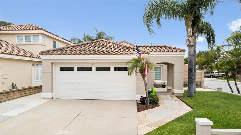 Property Photo:  855 S Wildflower Lane  CA 92808 