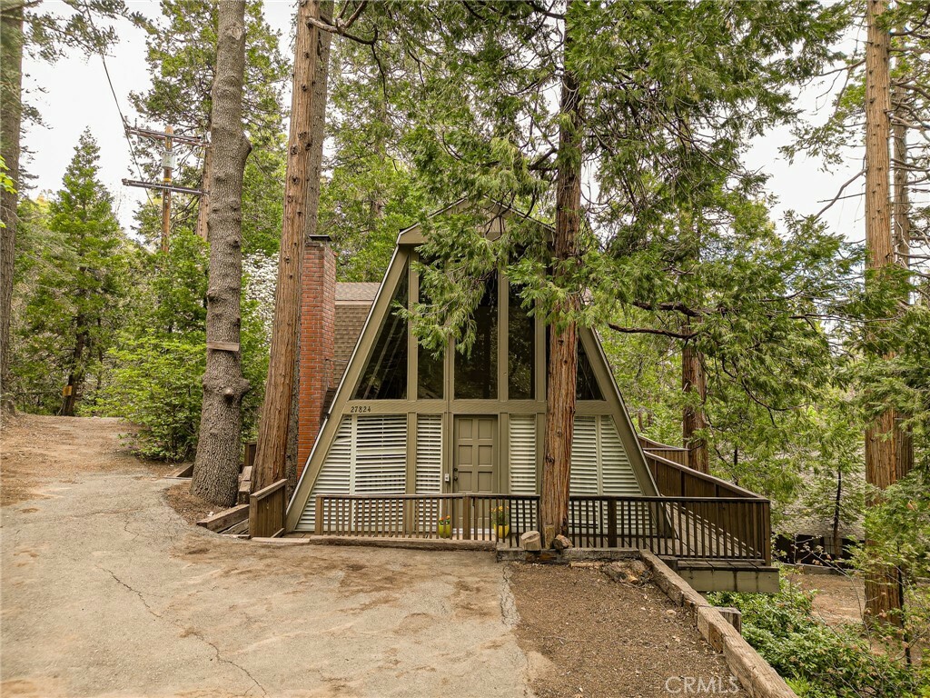 Property Photo:  27824 Fern Dell Road  CA 92352 