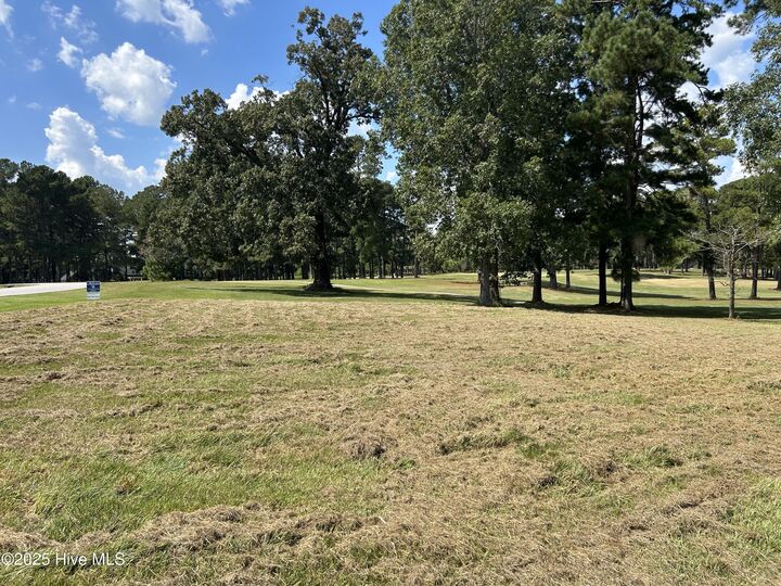 Property Photo:  40 31 Muirfield Drive  NC 28472 