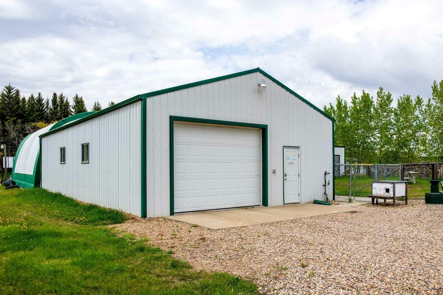 Property Photo:  4   65036 Twp Rd 442  AB T9W 1T4 