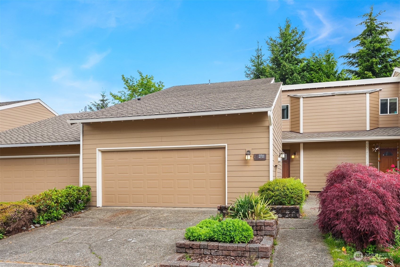 Property Photo:  2711 174th Avenue NE  WA 98052 