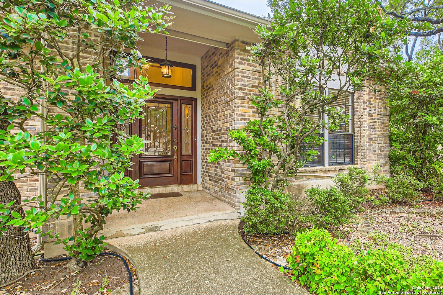 Property Photo:  13102 North Hunters Cir  TX 78230 