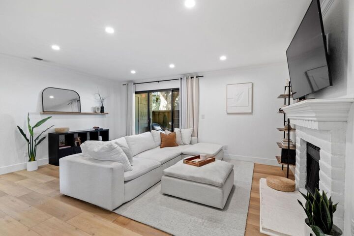 5688 Makati B  San Jose CA 95123 photo