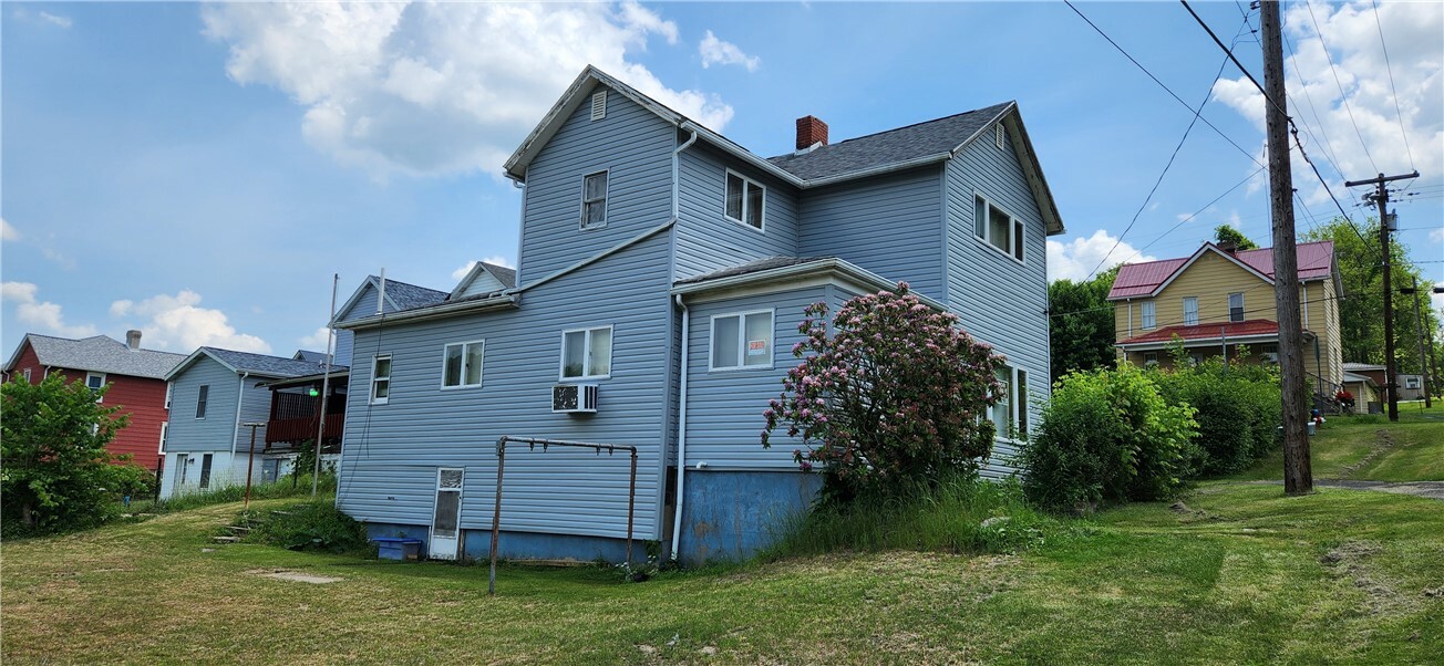 Property Photo:  411 Long St  PA 15466 