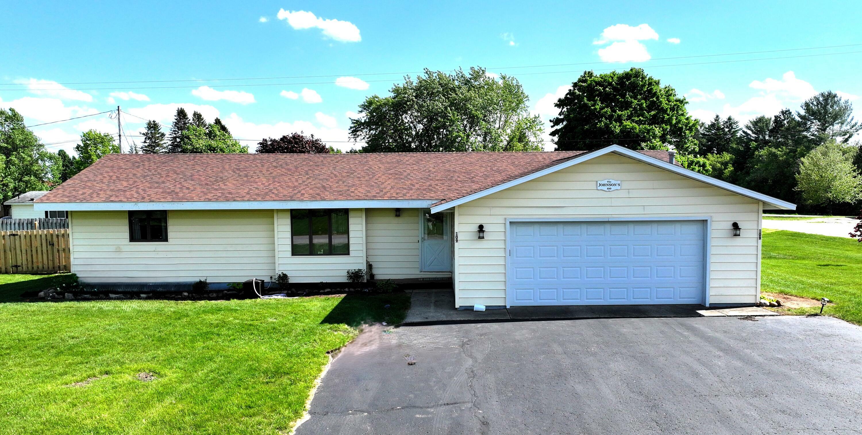 Property Photo:  109 U Court  MI 49735 