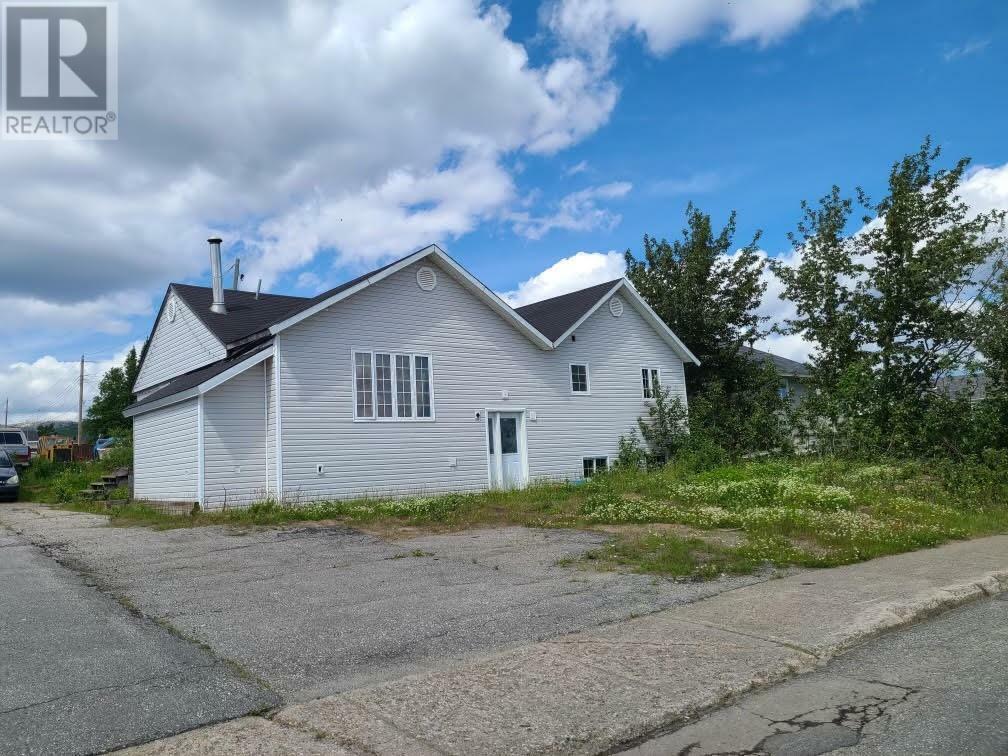 Property Photo:  819 Retty Street  NL A2V 1V4 