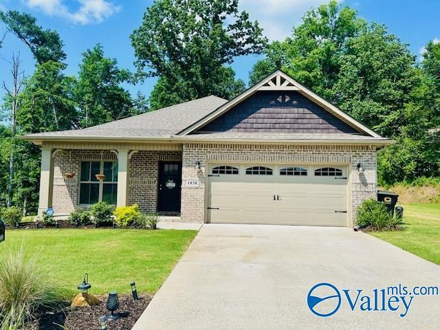 Property Photo: 1838 Shadowbrook Lane AL 35055