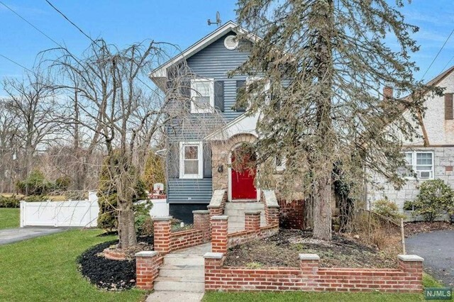 Property Photo:  652 Harvard Street  NJ 07646 