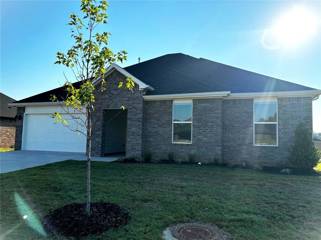 Property Photo:  258 N Anser Bend  AR 72730 