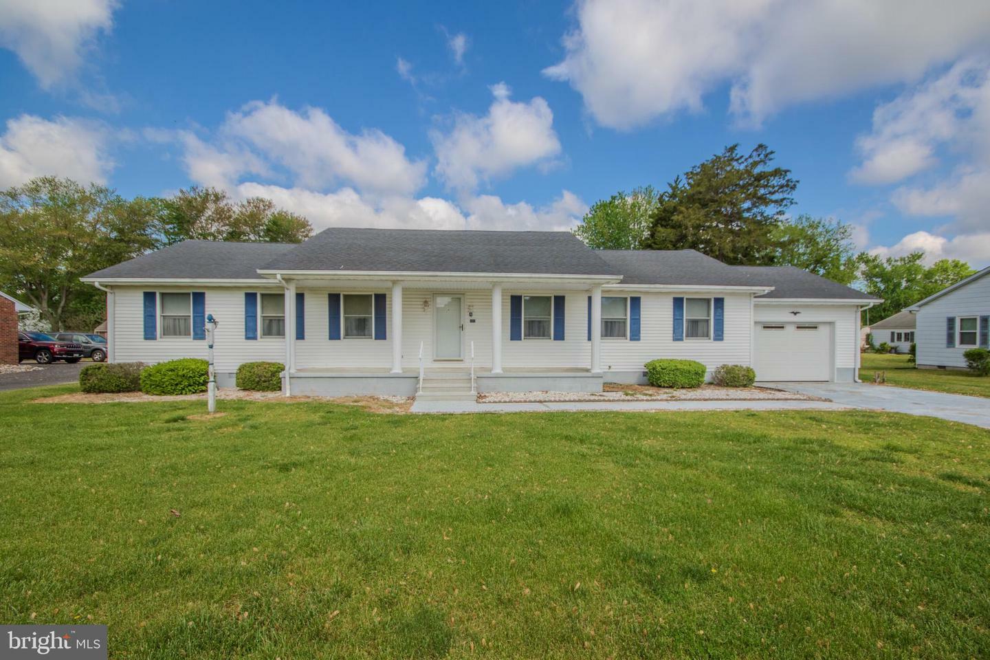 Property Photo:  306 Calvin Drive  MD 21804 