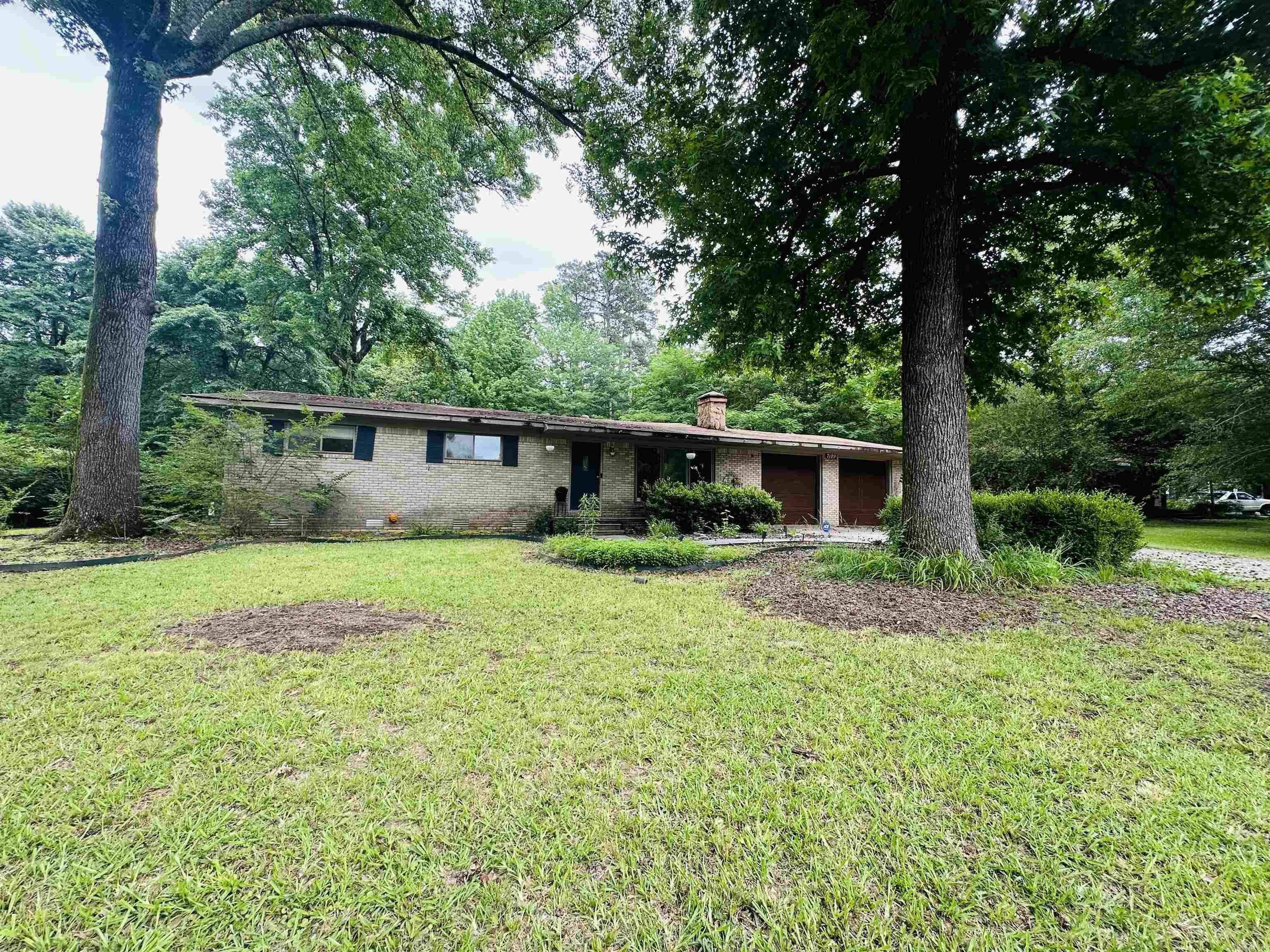 Property Photo:  7109 Forest Dale Drive  AR 72118-1309 