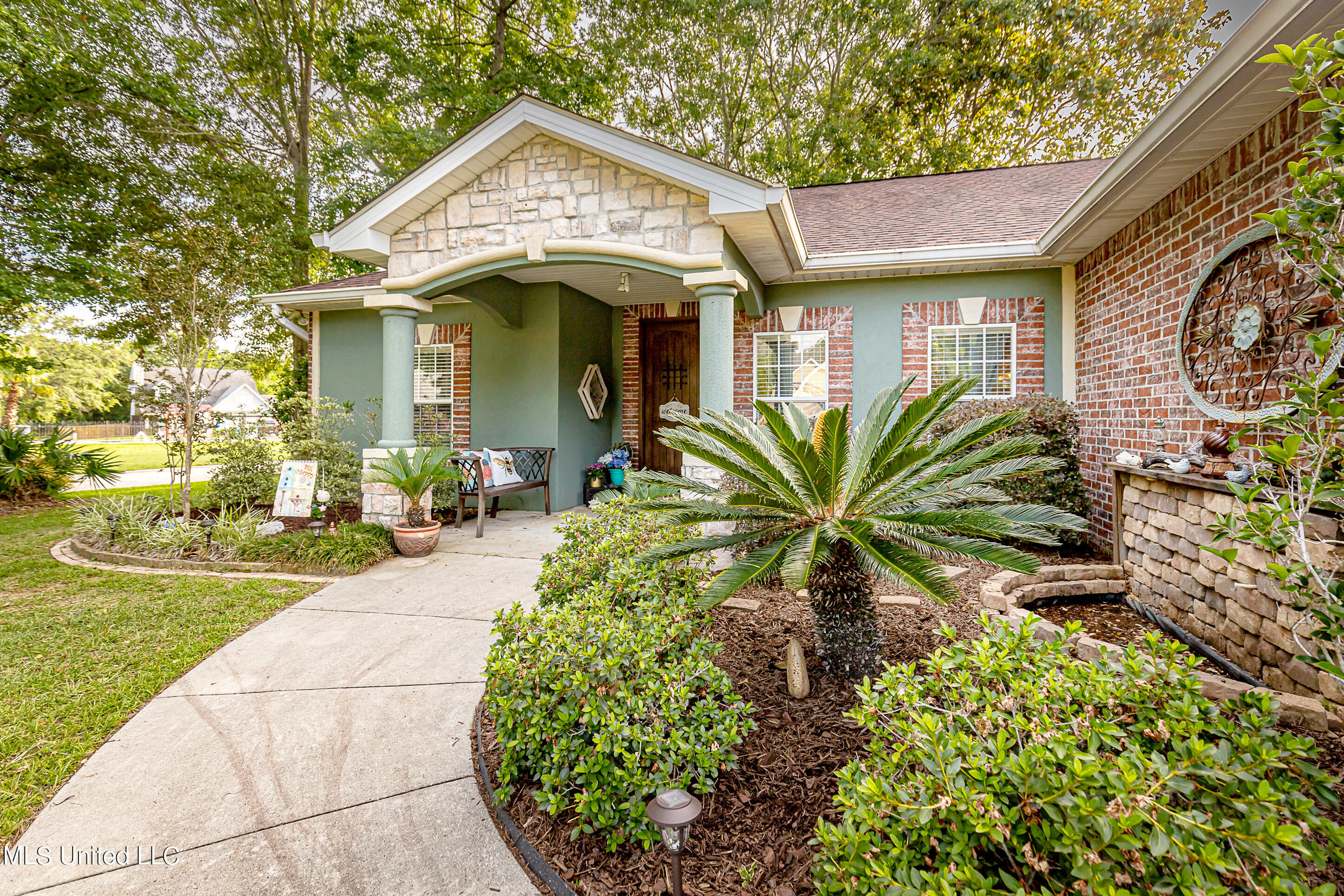 Property Photo:  1716 Perdido Boulevard  MS 39553 