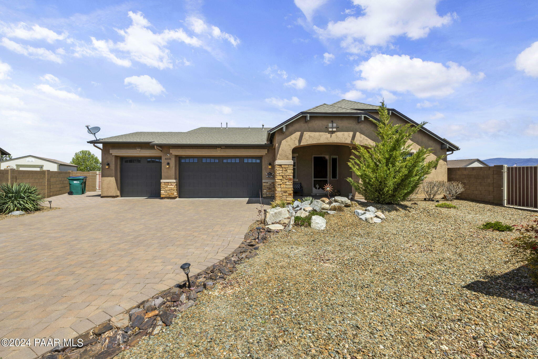 Property Photo:  8551 N Pepperbox Road  AZ 86315 