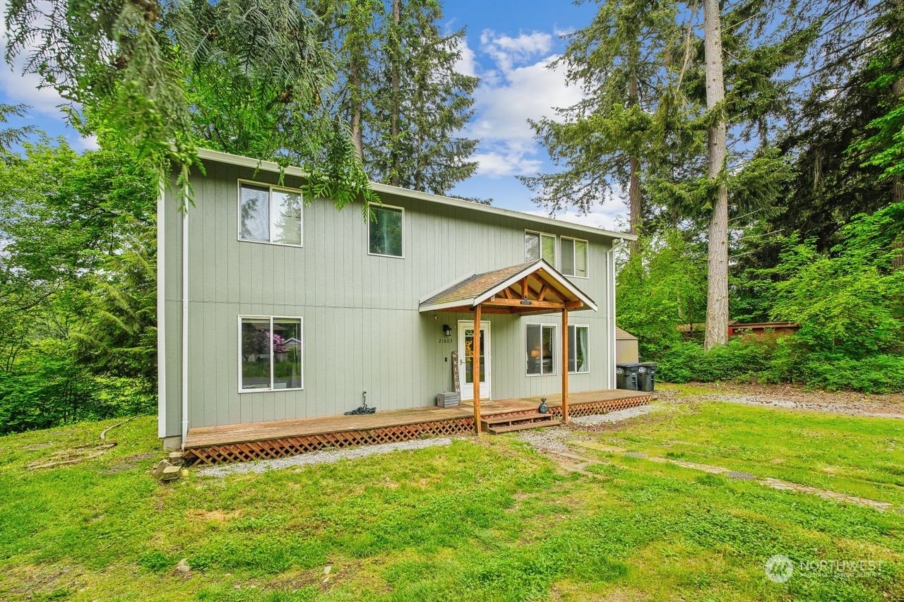 Property Photo:  21803 Meadow Court SE  WA 98597 