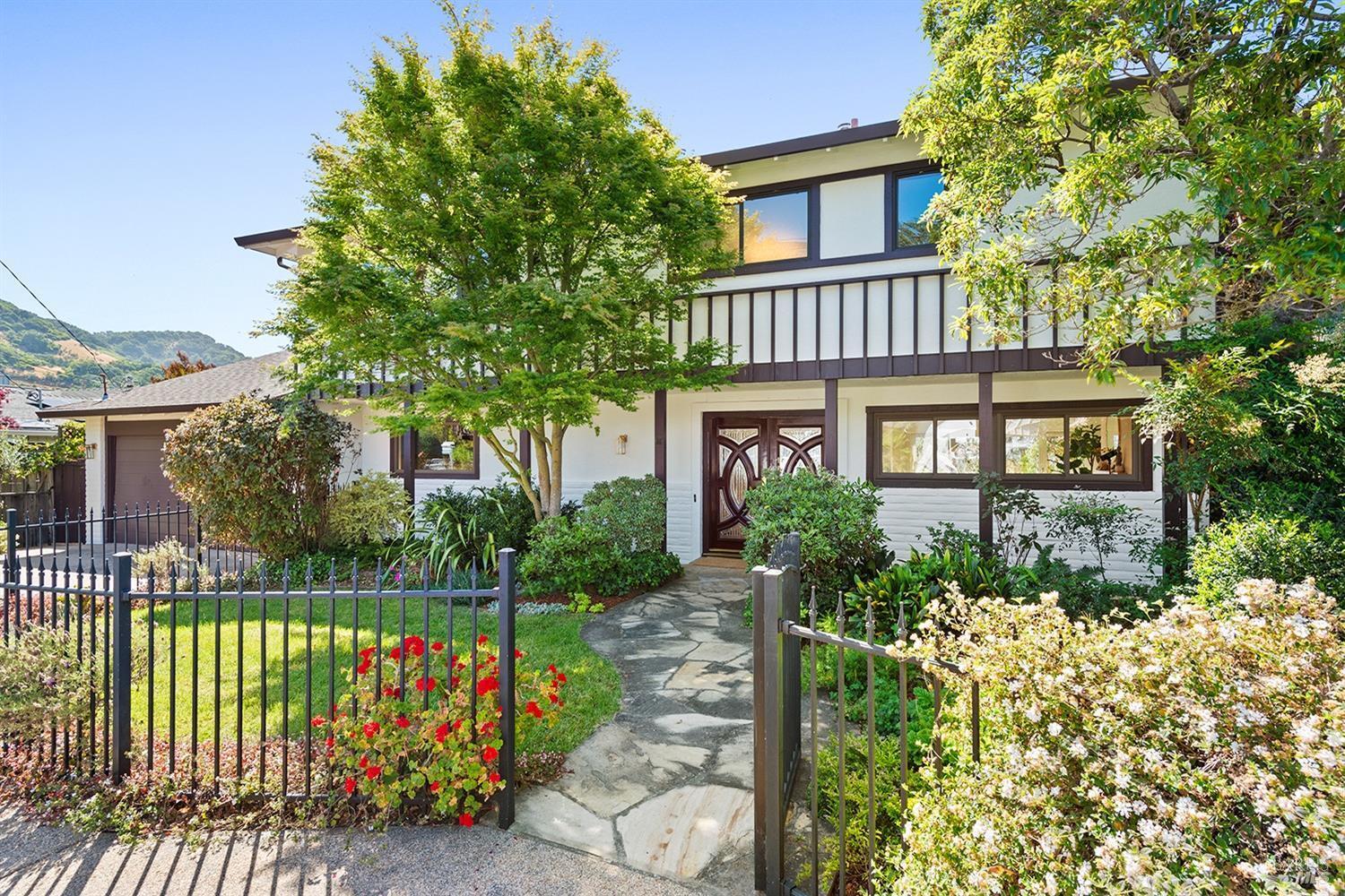 Property Photo: 89 Dominican Drive CA 94901