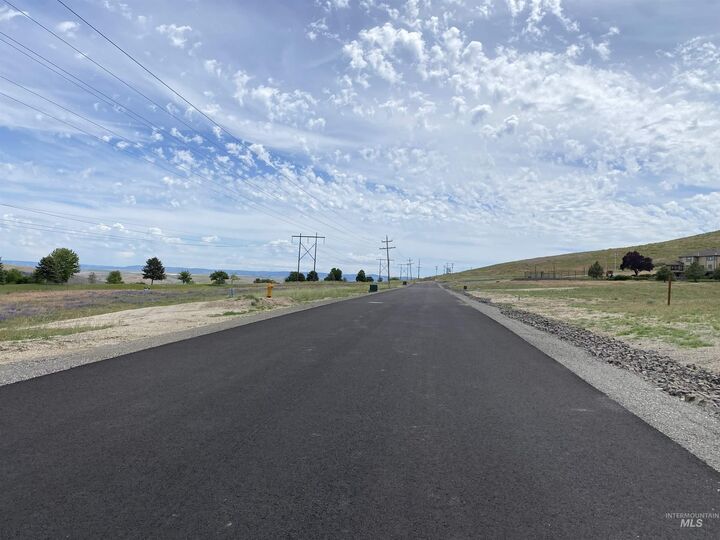 Property Photo:  2285 Chukar Drive  WA 99403 