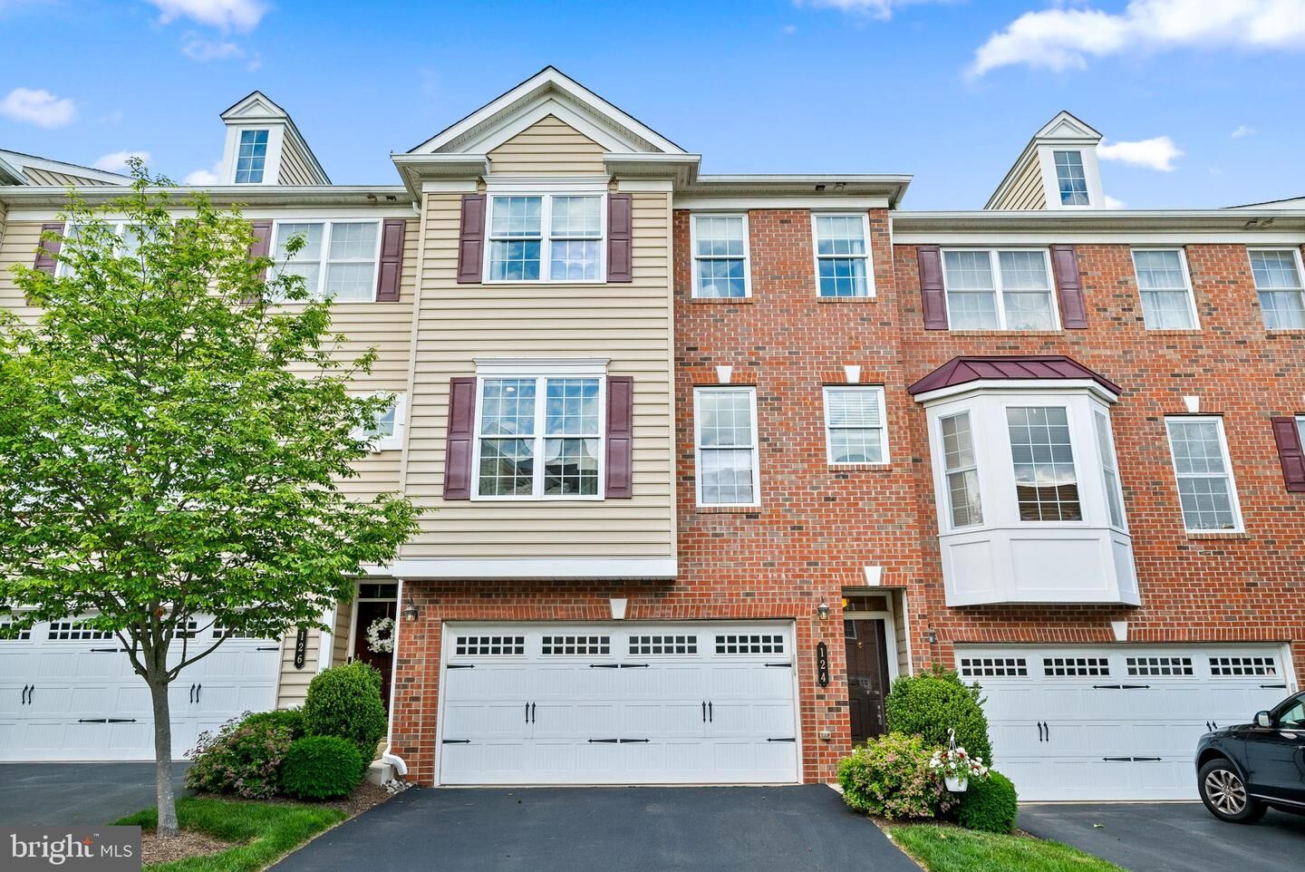 Property Photo:  124 Mary Ambler Way  PA 19002 