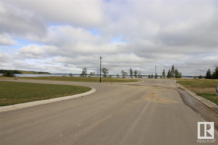 Property Photo: 27 46504 Twp Rd 604A AB T9N 2J6