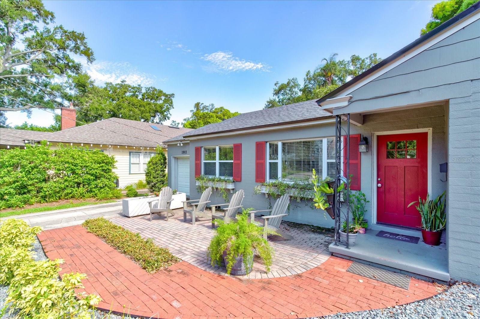 Property Photo:  1911 E Jefferson Street  FL 32803 