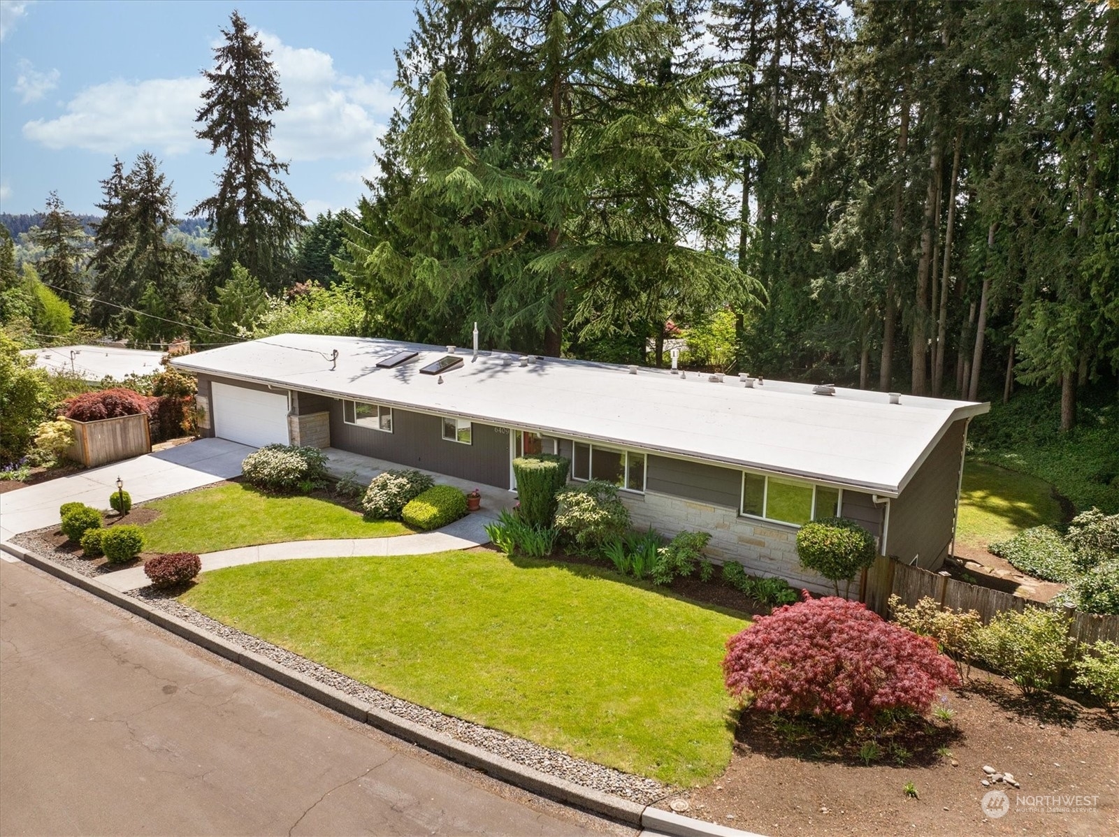 Property Photo:  6409 NE 183rd Street  WA 98028 