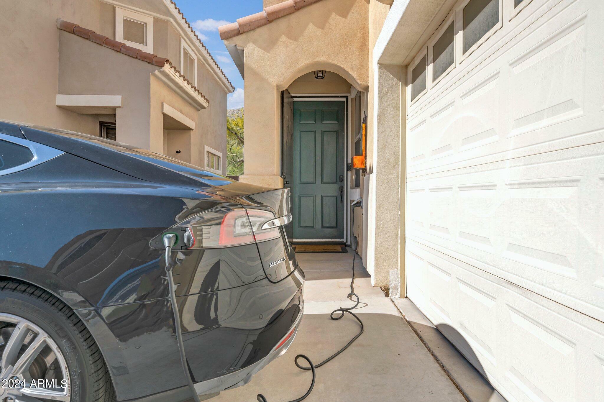 Property Photo:  304 W Mountain Sage Drive  AZ 85045 