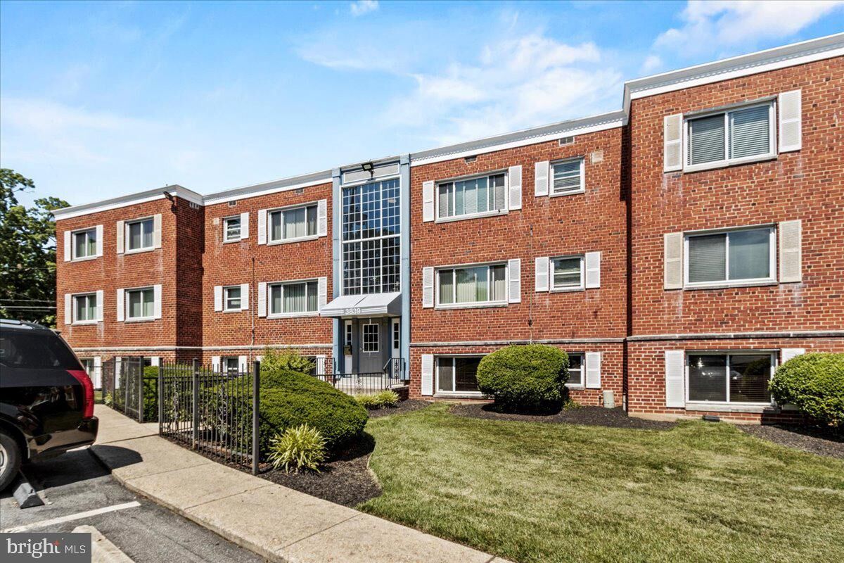 Property Photo:  3839 Hamilton Street K-102  MD 20781 