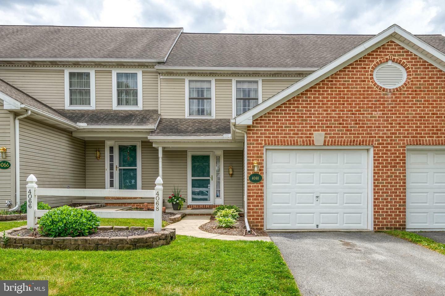 Property Photo:  4068 Buttonwood Drive  PA 17552 