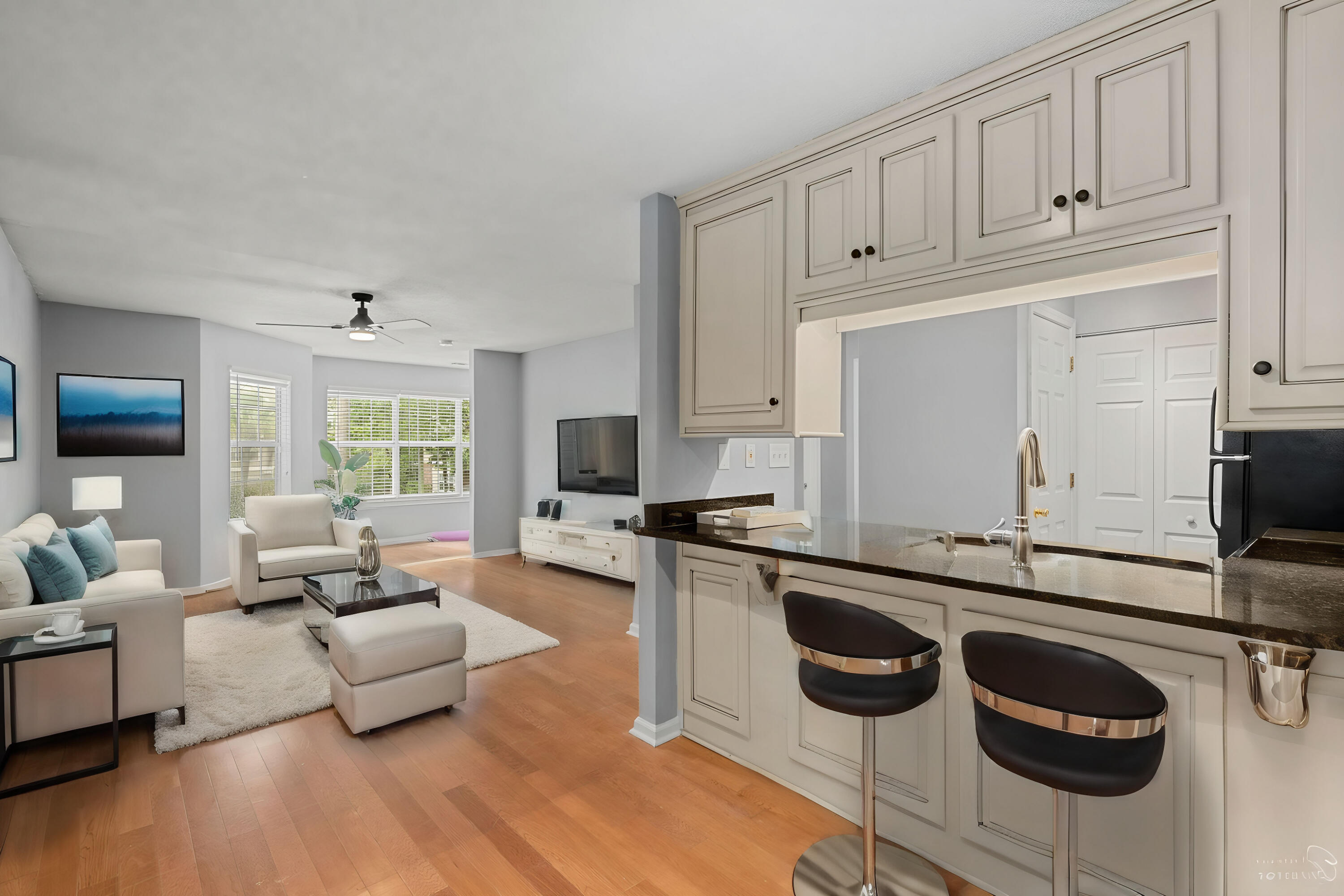 Property Photo: 188 Midland Parkway # 105 SC 29485