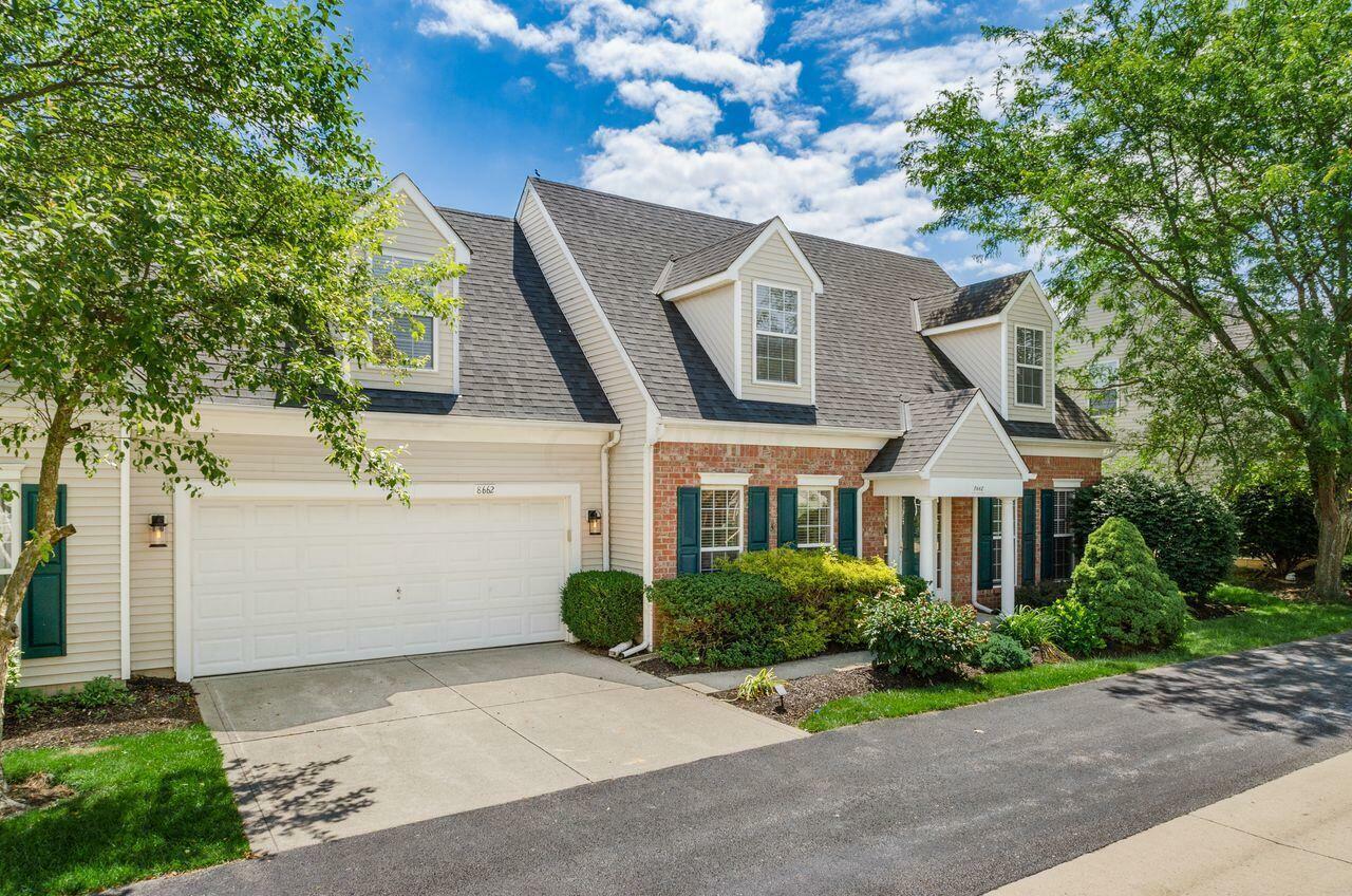 Property Photo: 8662 Lazelle Commons Drive OH 43035