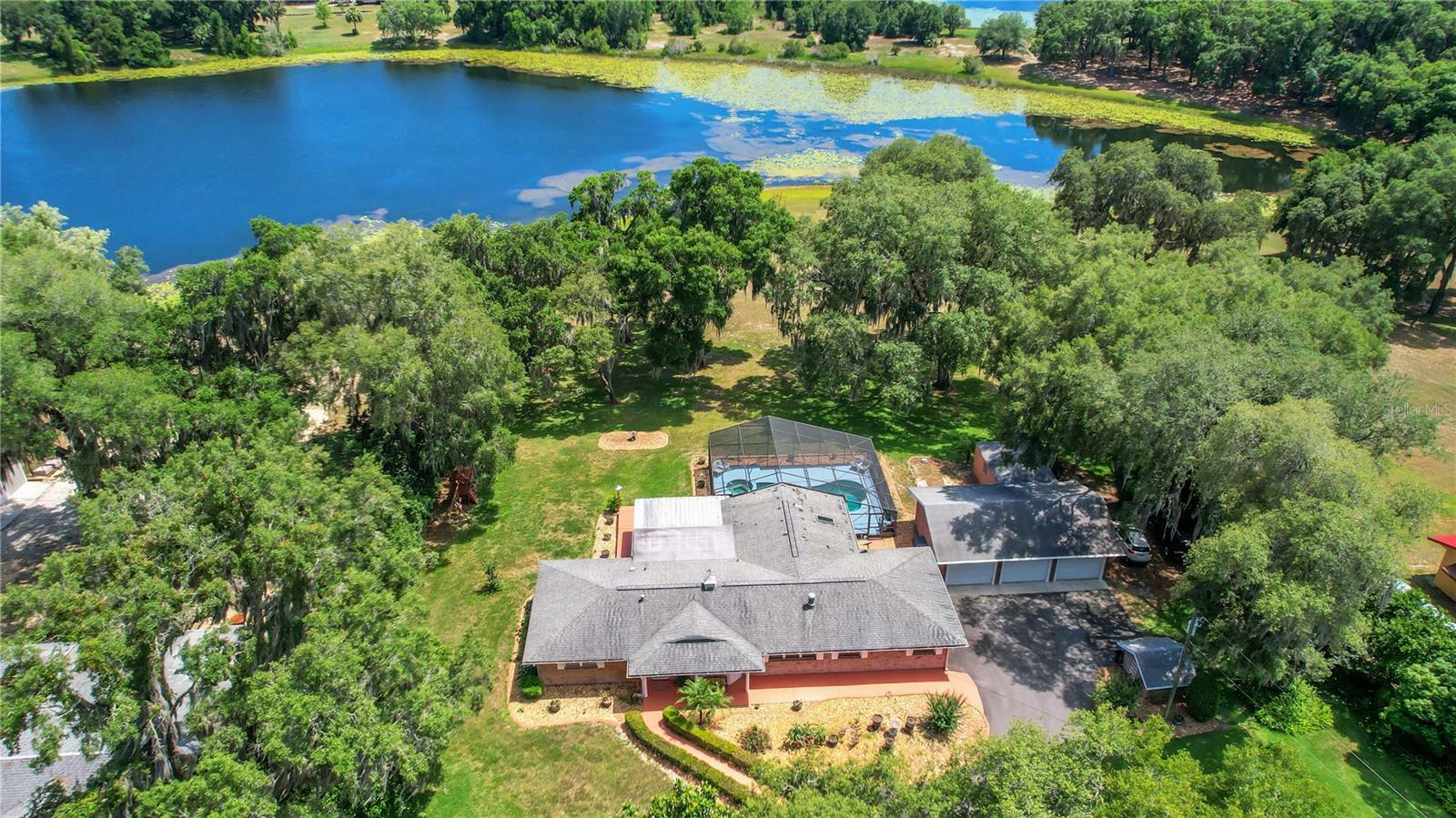 Property Photo:  2400 Lake Griffin Road  FL 32159 