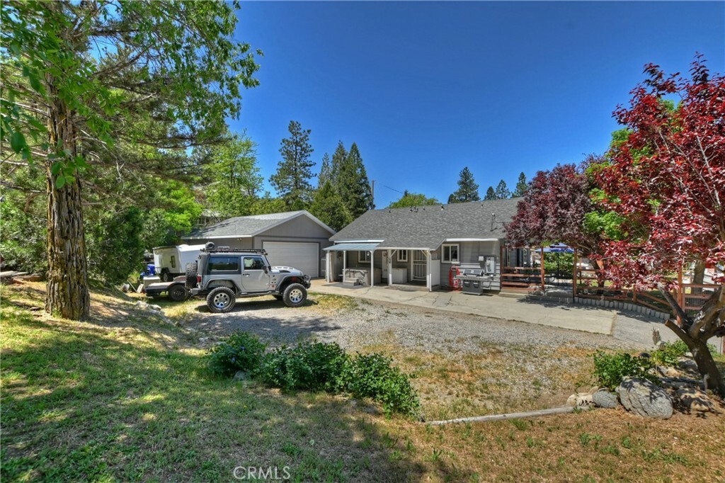 Property Photo:  22925 Byron Road  CA 92325 