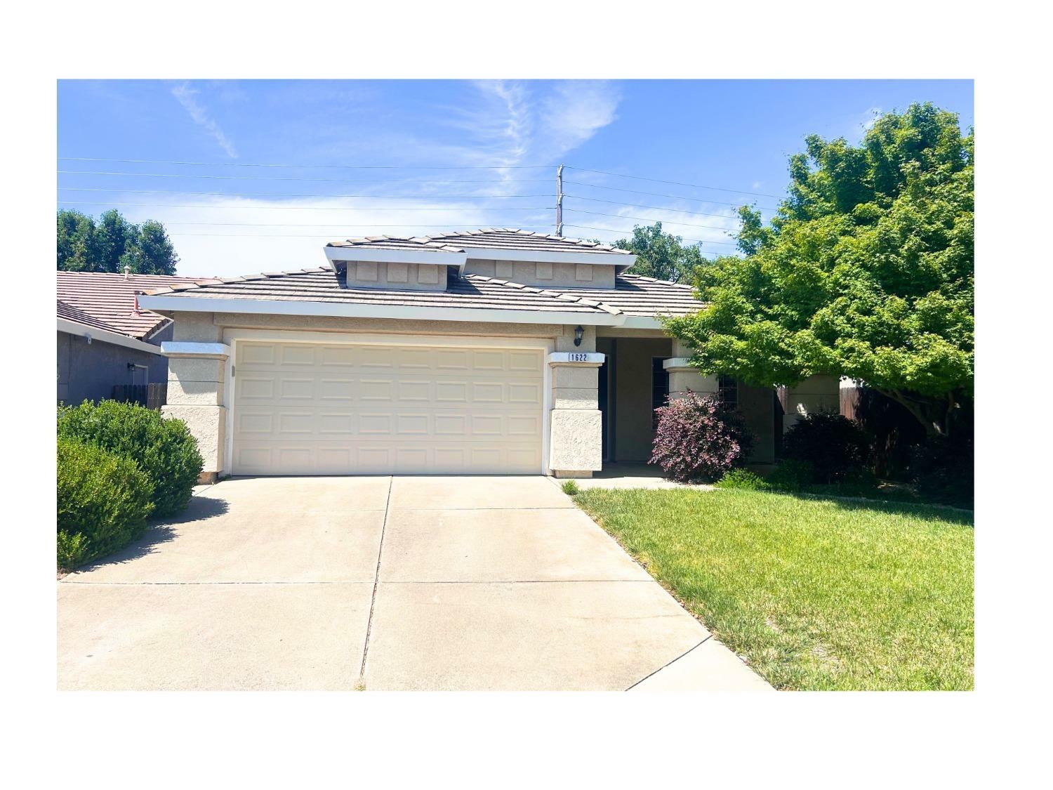 Property Photo:  1622 Jonquil  CA 95747 