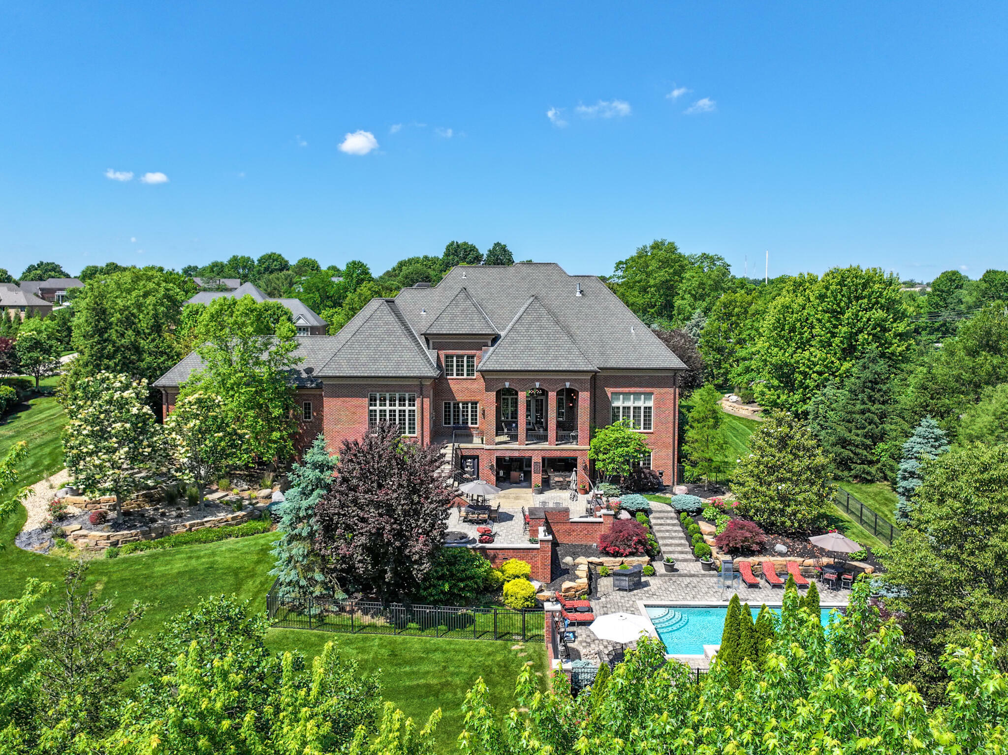 Property Photo:  944 Squire Oaks Drive  KY 41017 