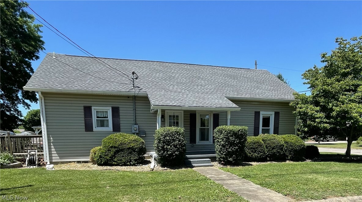 Property Photo:  714 Caroline Avenue  WV 26187 