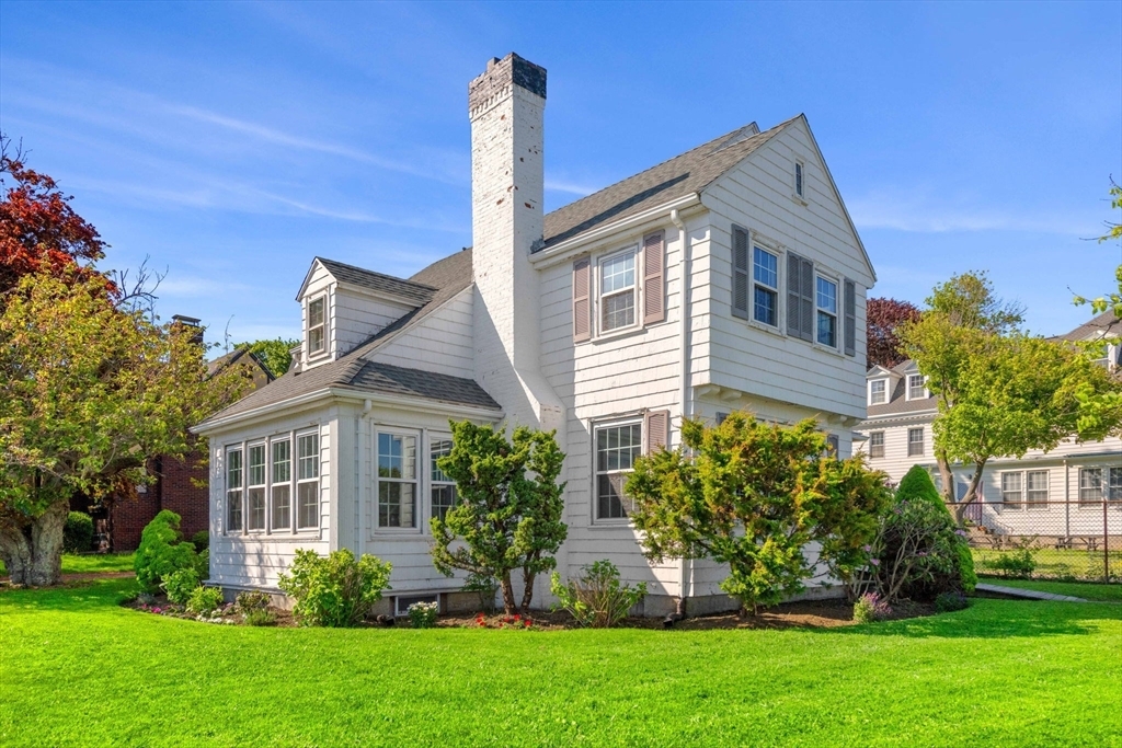 Property Photo:  67 Lynn Shore Drive  MA 01902 