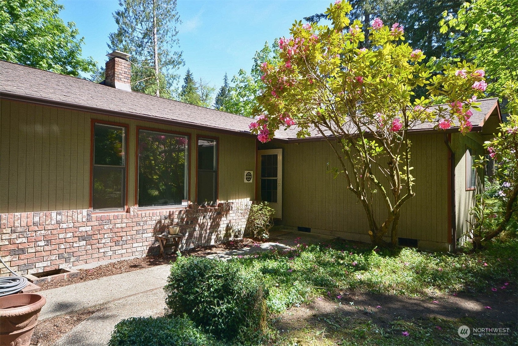 Property Photo:  6138 Waldon Drive SE  WA 98513 