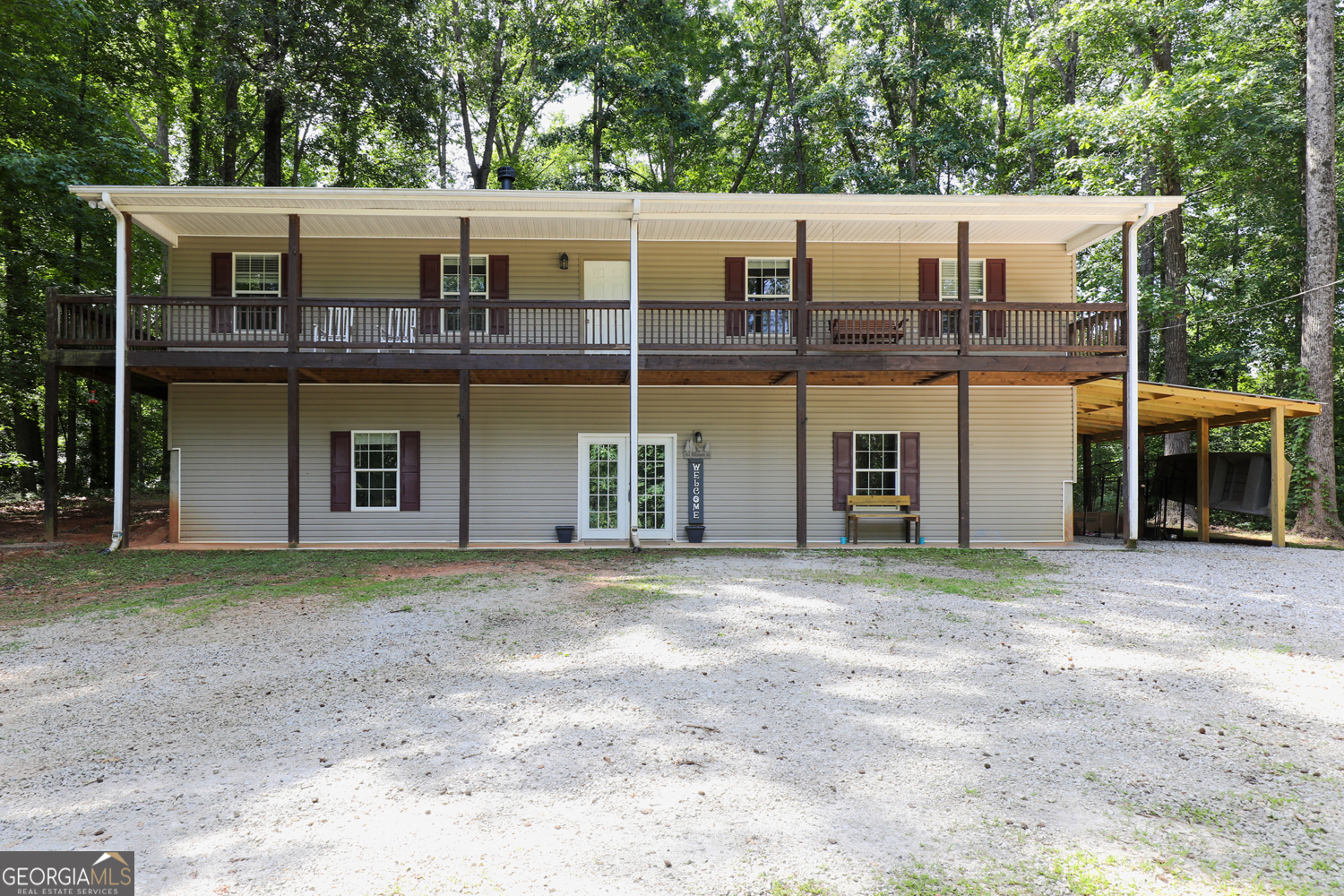 Property Photo:  185 Hillshore Court  GA 30553 