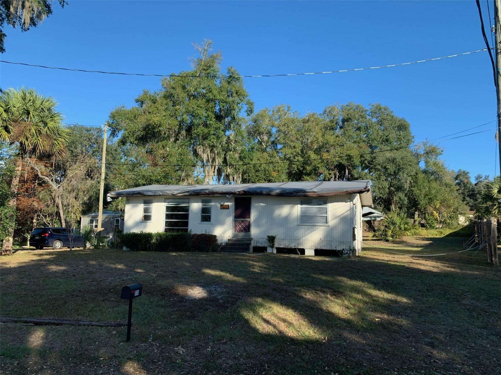 Property Photo:  15117 NE 248th Avenue Road  FL 32134 